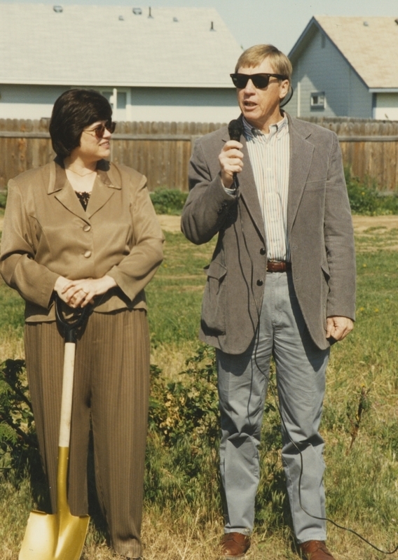 A speech is given at the Cherry Lane library ground breaking ceremony. 