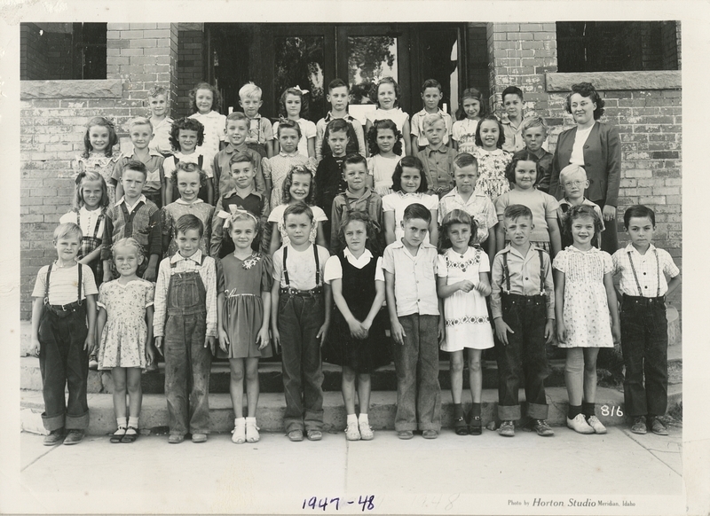 <b>Front Row L-R:</b> Wendall Chaffin, LuJean McBride, Jerry Tolman, Jaron Jenkins, Virgil Bowker, Ella Mae Owsley, Theron Burgess, Myrna Reed Melvin Morford, Sharon Lee Notebloom, Dean Carpenter <br><b> Second Row L-R:</b> Donna Endicott, Gerald Jones, Marva Gass, Max Kindall, Sharon Aitken, Billy Castleman, Carla Steinback, Eddy Bryce, Carol Chapin, Kenneth Jackson <br><b>Third Row L-R:</b> Myrna Fay Eyerley, Eugene Ross, Judy Boyer, Kelvin Jones, Mary Webb, David Bodine, Diane Storey, Norman Stone, LaDonna Clark, David Kindall, Mrs. Kusler <br><b> Back Row L-R:</B> Elvin Thomason, Janice Dunn, Larry Ryan, Marlene Abbott, Donald Foster, Linda Wood, Billy Caviness, Crystl Vawter, Gary Judd