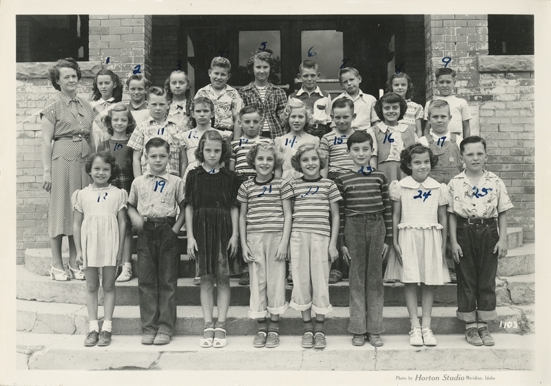 1) Carolyn Barnes, 2) Ferrel Freer, 3) Cordella Roth, 4) Bobby Wolf, 5) Thelma McMinn, 6) Elson Levitt, 7) Billy Rockhold, 8) Florence Endicott, 9) Larry Anderson, 10) Betty Settle, 11) Jim Rutledge, 12) Patrician Hunsacker, 13) David Hamby, 14) Joyce Scholten, 15) Duane Proctor, 16) Jean Lotridge, 17) Jerry Anderson, 18) Sandra Evans, 19) John Rose, 20) Janice Levitt, 21) Dianne Perry, 22) Darlene Perry,  23) Eldan Estep, 24) Dorothy Higginson, 25) Kenneth Knowles <br>Not Pictured: Kenneth Heil, Linda Law, Sid Smith, Guy Bradley, Darrell Malory