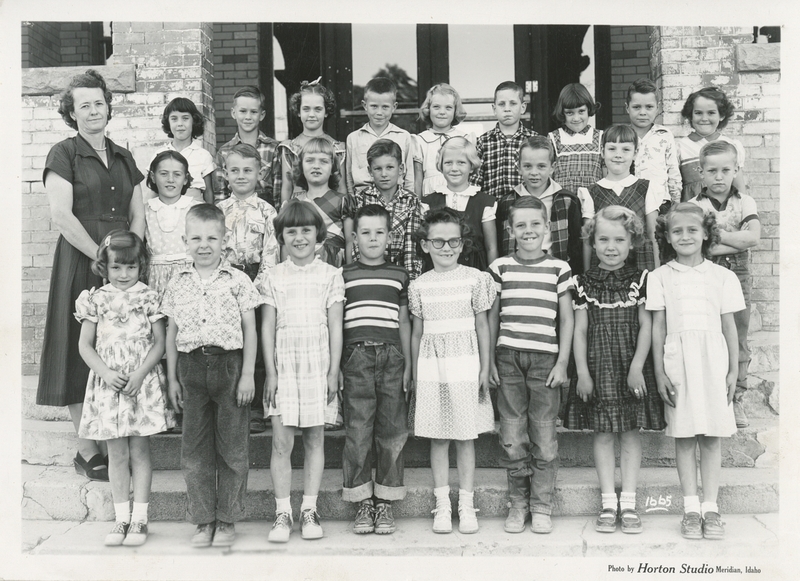 <b>Row One:</b> 1) unidentified, 2) Micky McCurry, 3) Dianne Keller, 4) unidentified, 5) [first name] Venerable, 6) [first name] Endicott, 7) Jannet Taylor, 8) Kay Howard <br><b>Row Two:</b> 1) [first name] Owsley,  2) Jimmy Wurst, 3) Kathy Transtrum, 4) unidentified, 5) Ethel Gibson, 6) Joe Bales, 7) Ann McClure, 8) Kenneth [last name]  <br><b>Row Three:</b> 1) Marjorie Brunn, 2) unidentified, 3) Verla Bates, 4) Bruce Raynor, 5) [first name] Ewing, 6) unidentified. 7) unidentified, 8) Rodger Zable, 9) [first name] Nortman 