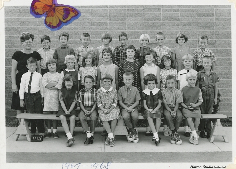 <b>Front Row L-R:</b> Tanya Goodwin, Delbert Hulse, Peggy Bowen, Douglas Walker, Lana Roberts, Greg Kennedy, Roxanne Spenser <br><b>Second Row L-R:</b> Larry Moulton, Carole Tonks, Rhonda Tolsma, Linda Wall, Linda Joy Fothergill, Kathy Riddlemoser, Kimberly Newell, Valerie Brandt, Shellie Cook, Roger Hamilton <br><b>Third Row L-R:</b> Mrs. Kusler, Gary Buck, Lori Wood, Lonnie Flynn, Elizabeth Jackson, Ricky Lee, Kathy Couch, Daniel Lee, Lola Dansereau, Jimmy Wade <br><b>Not Pictured:</b> David Davis, Dale Owsley