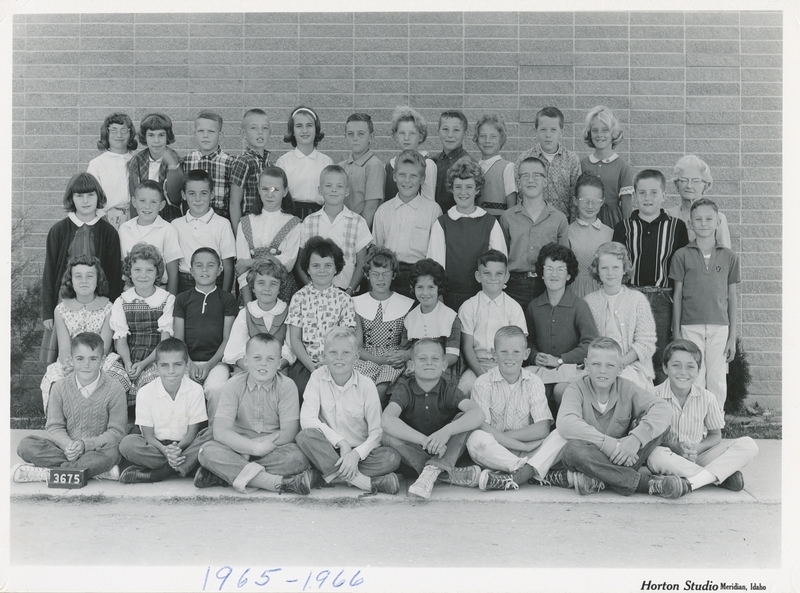 <b>Front Row L-R:</b> Boyd Kehler, Allen Palmer, Tommy Whitaker, David Couch, Mike Rice, Bryan Law, Mike Mallard, Russell Weeks <br><b>Second Row L-R:</b> LeAnn Link, Connie Sue Nowland, Danny Browning, Debbie Pitman, Jackie Wilder, Marla Pitkin, Paula Hudson, Tammy Acherra, Bonnie Tromburg <br><b>Third Row L-R:</b> Connie Buckley, Norman McMillan, Vince Budell, Darcel Jackson, Jeff Harris, Phillip Rundquist, Becky Hammons, Kevin Johnson, Linda Davis, Terry Calnon, Mrs. Trautman, Eric Brandt <br><b>Fourth Row L-R:</b> Becky Crisp, Maxine Brown, John Sheasley, Mike Riddlemoser, Becky Frost, Mike Strasser, Melissa Ripling, David Jerome, Jackie VanPaepegham, Greg Peterson, Victoria Gillette