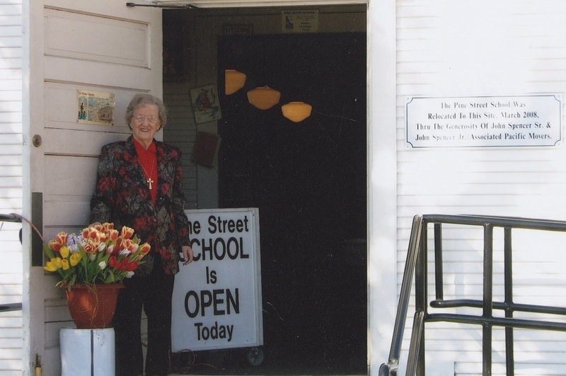 Betty Kusler at the Pine Street School Rededication September 26, 2008